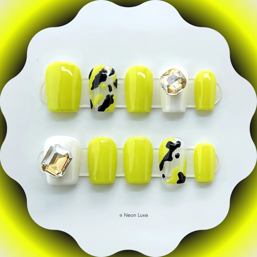 Neon Luxe Handmade Press-On Nailsđź–¤Short Square