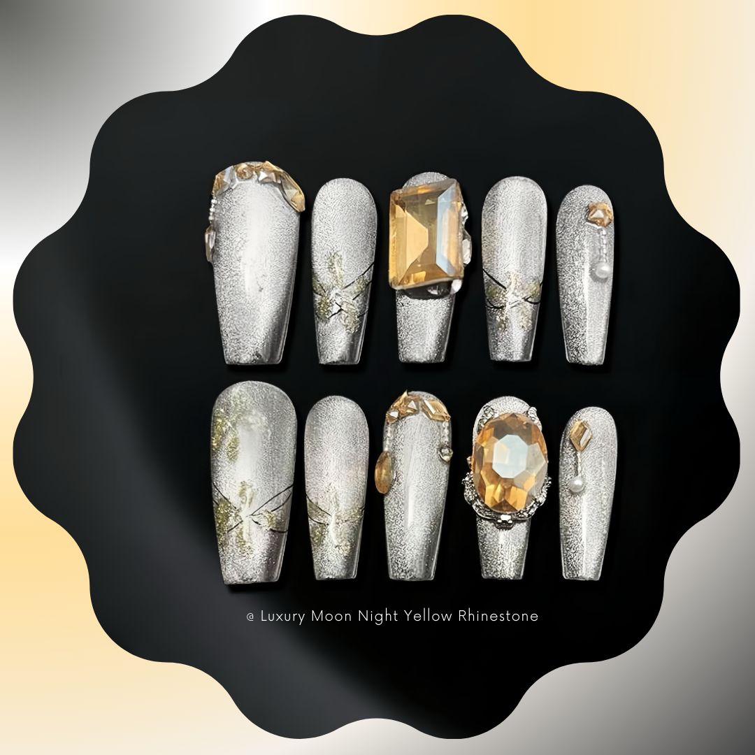 Peach Cat Eye Handmade Press On Nails 🖤 Medium Coffin