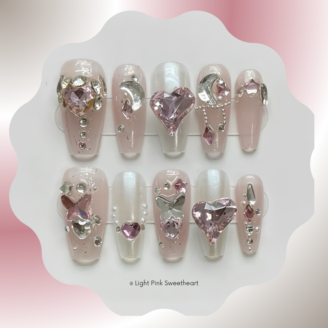 Light Pink Sweetheart Rhinestone Handmade Press-On Nails 🖤 Medium Coffin